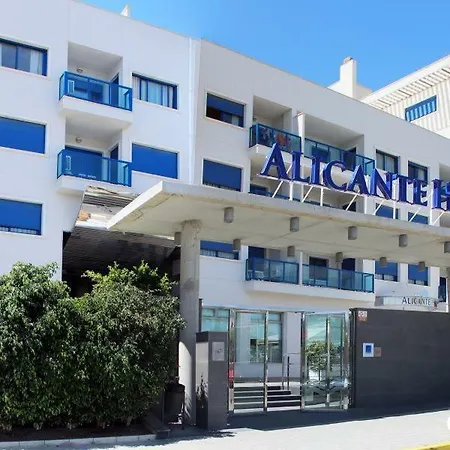 Hills & Golf דירה